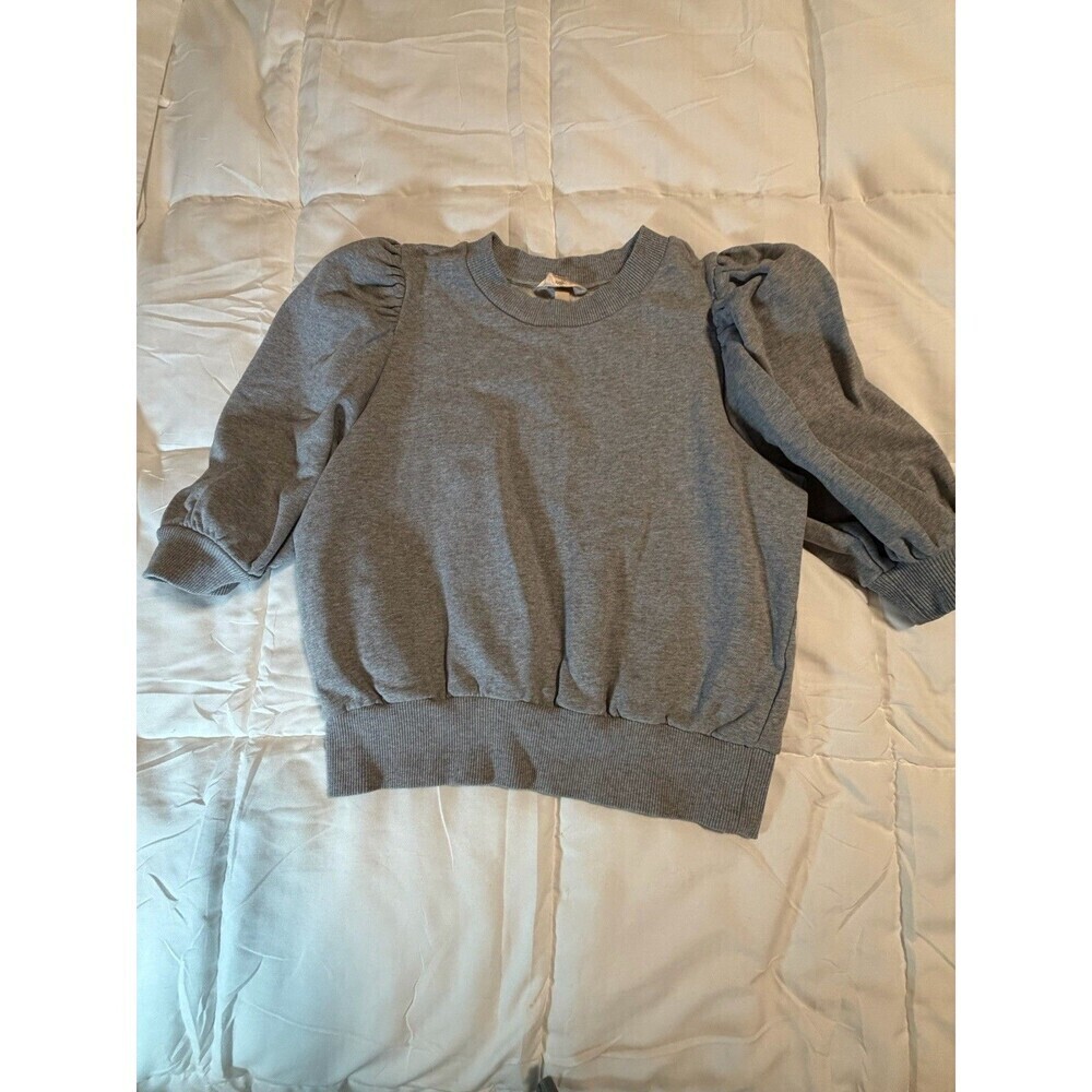 H & M Gray Short Sleeve Puff Sleeve Sweater Medium